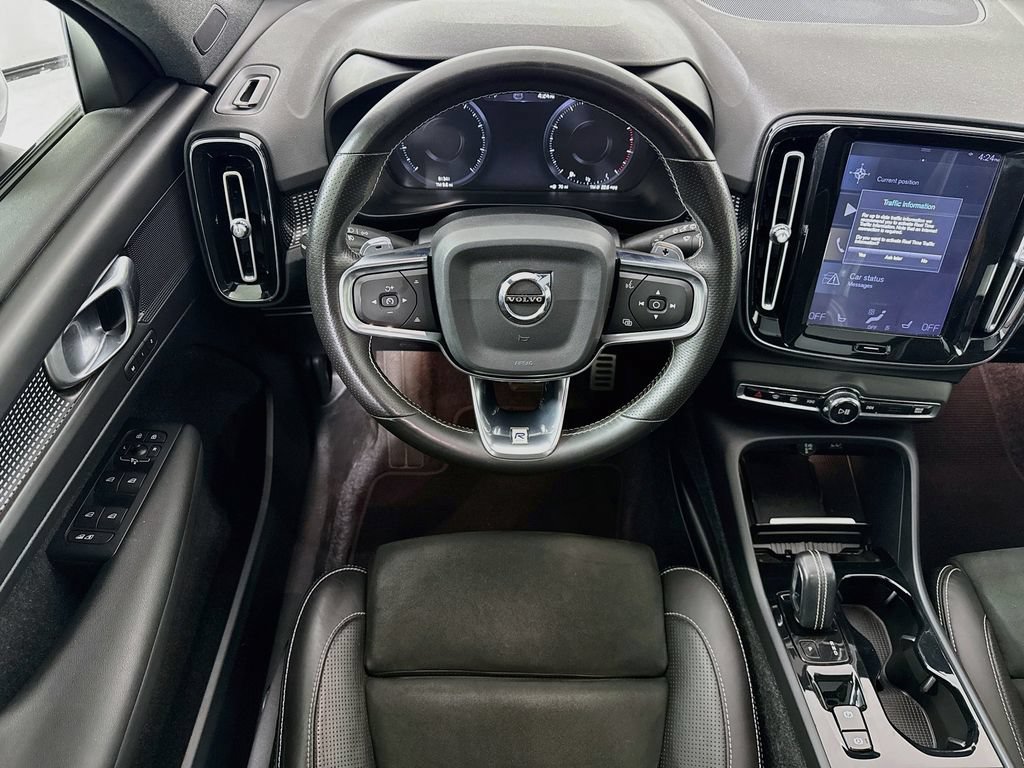 Used 2019 Volvo XC40 T5 R-Design AWD/4WD image 10