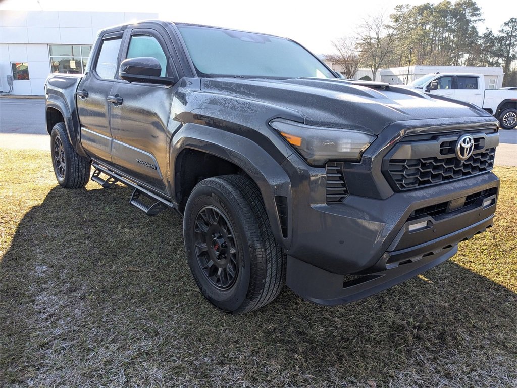 Used 2024 Toyota Tacoma TRD Sport w/ TRD Sport Premium Package image 15