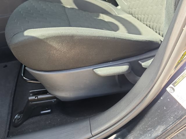 Certified 2021 Nissan Kicks SV FWD image 20