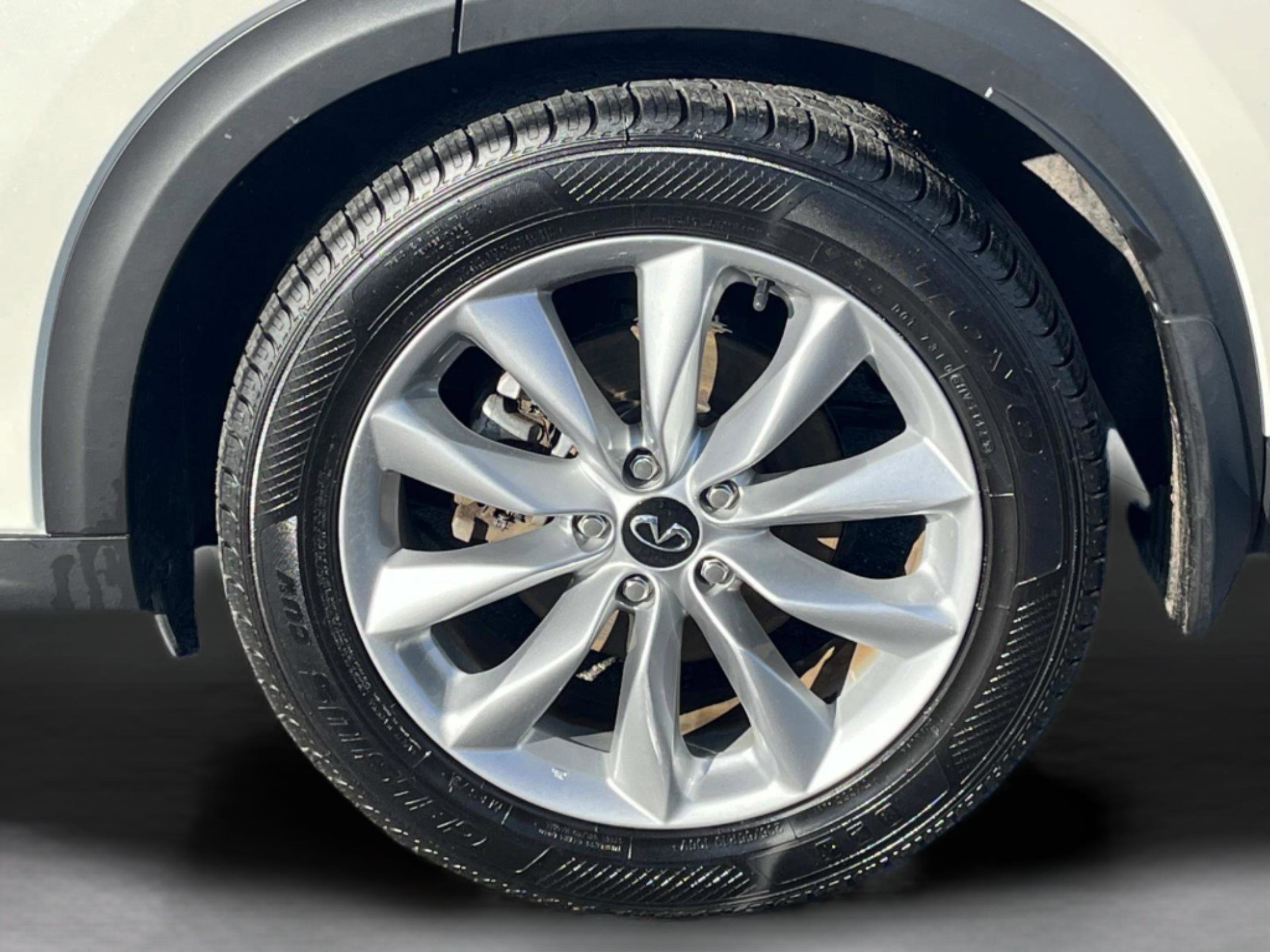 Used 2021 INFINITI QX50 Essential w/ Cargo Package image 11