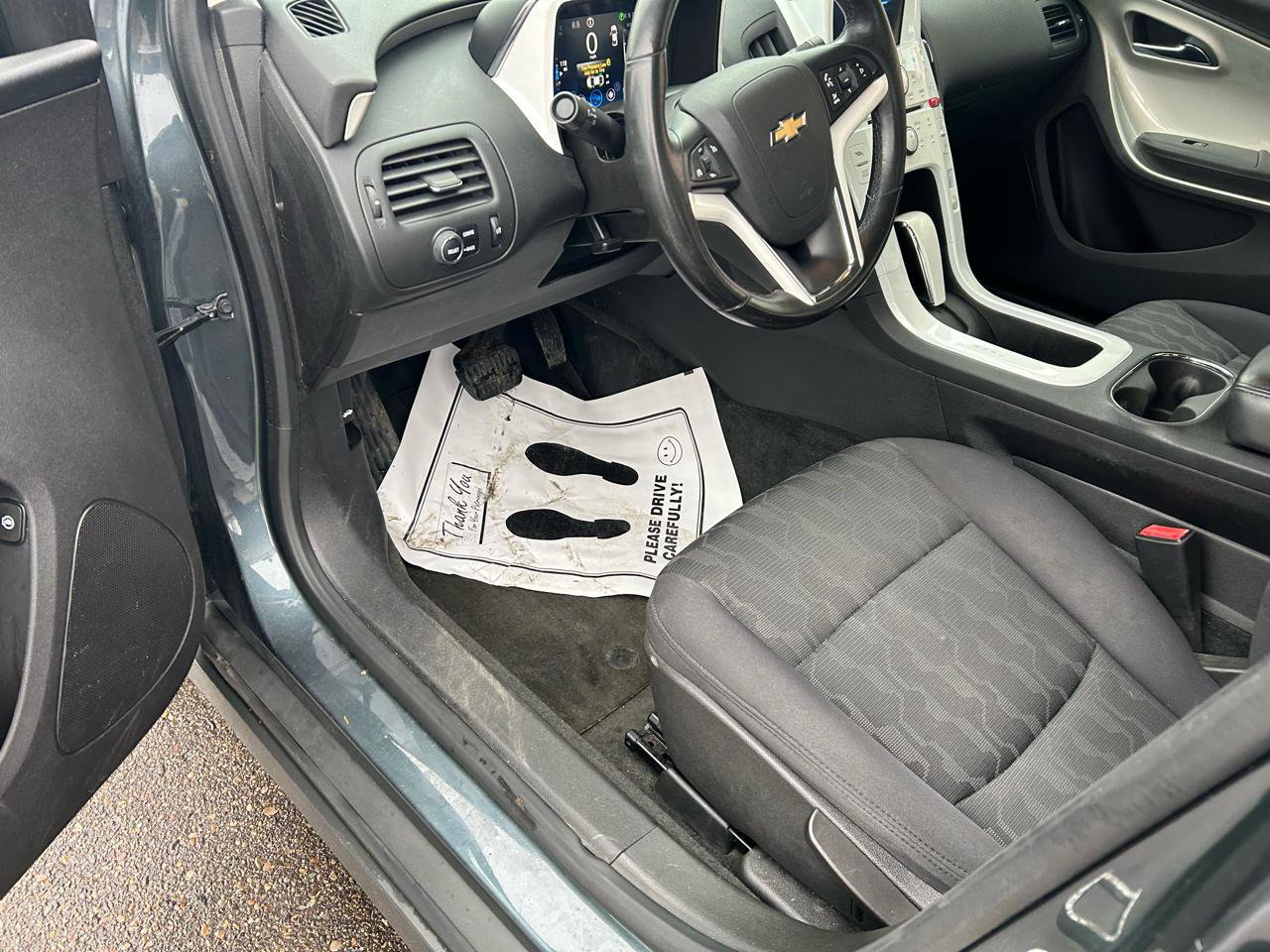 Used 2013 Chevrolet Volt w/ Comfort Package image 10