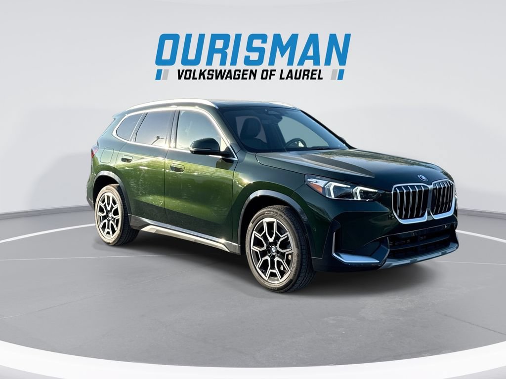 Used 2025 BMW X1 xDrive28i AWD/4WD image 2