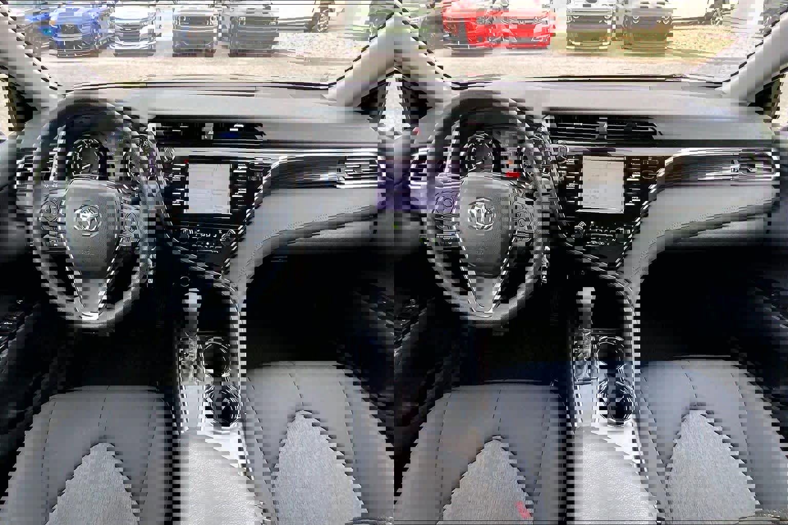 Used 2018 Toyota Camry LE image 15