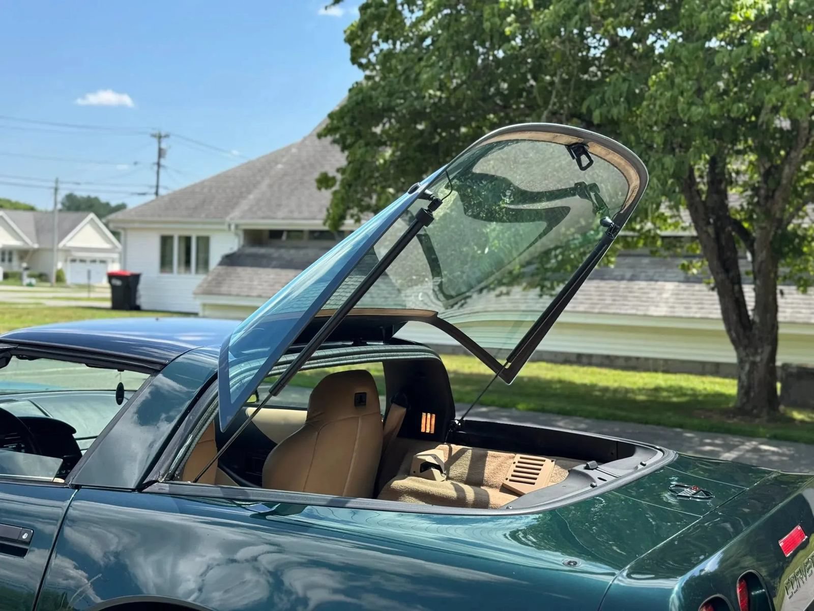 Used 1994 Chevrolet Corvette Coupe RWD image 17