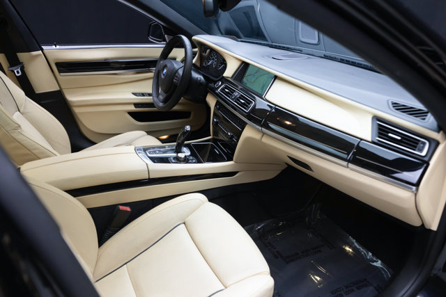 Used 2013 BMW 760Li RWD image 56