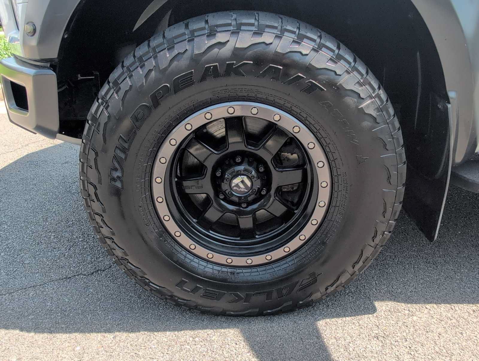 Used 2017 Ford F150 Raptor w/ Equipment Group 802A Luxury AWD/4WD image 14