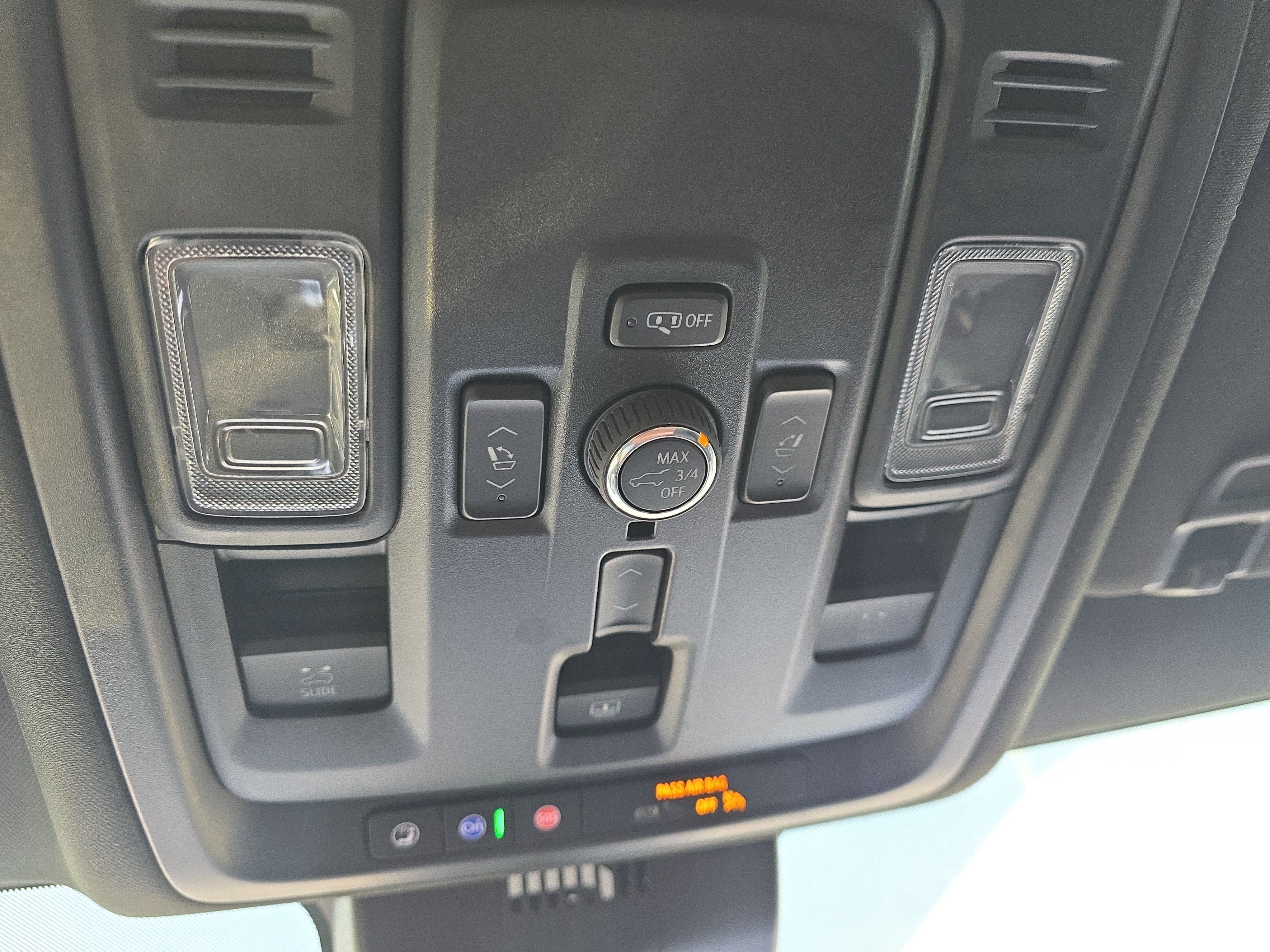 Used 2025 GMC Yukon XL Denali w/ Denali Reserve Package AWD/4WD image 43