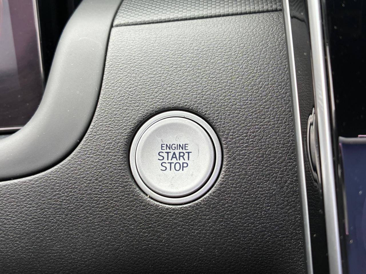 Used 2022 Hyundai Santa Cruz SEL Premium AWD/4WD image 25