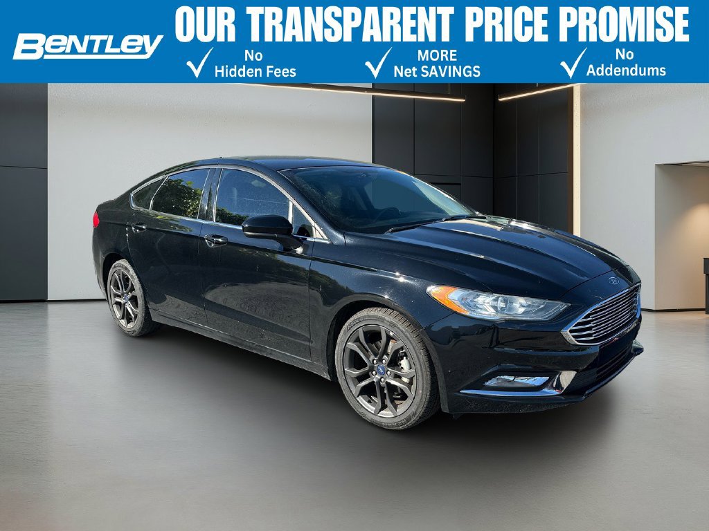 Used 2018 Ford Fusion SE w/ Equipment Group 201A FWD image 1
