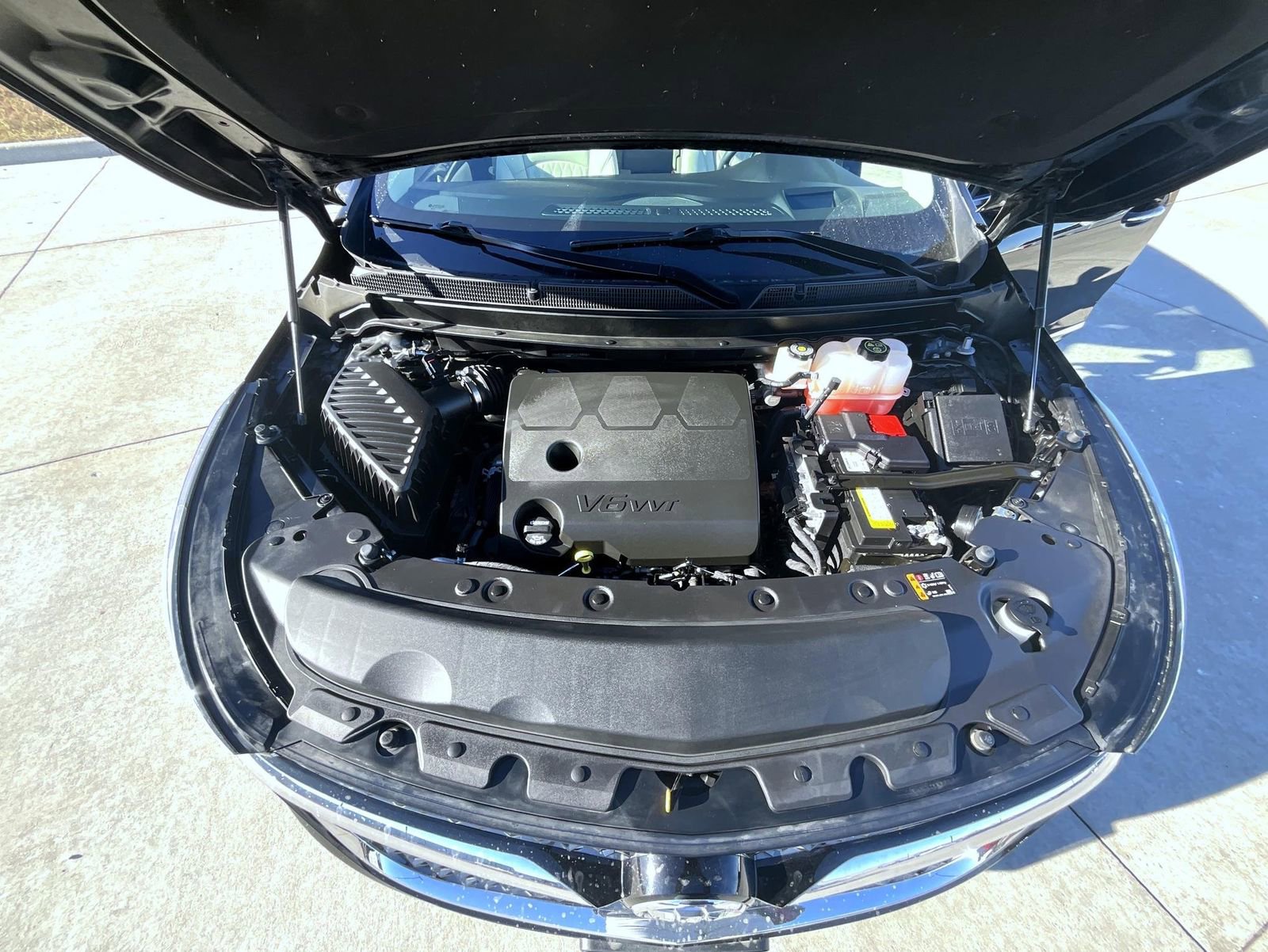 Used 2023 Buick Enclave Avenir w/ Avenir Technology Package image 26