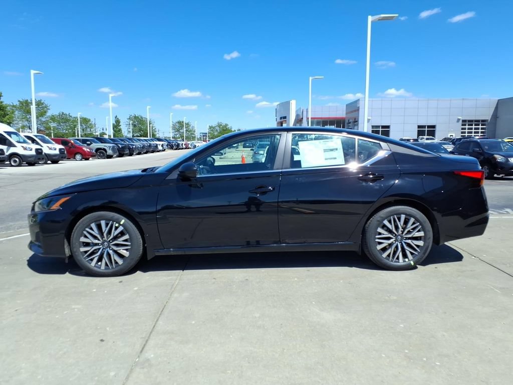 New 2026 Nissan Altima 2.5 SV FWD image 5
