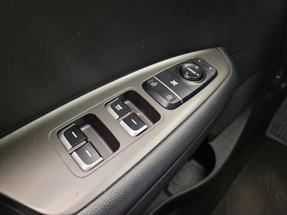 Used 2020 Kia Optima LX image 27