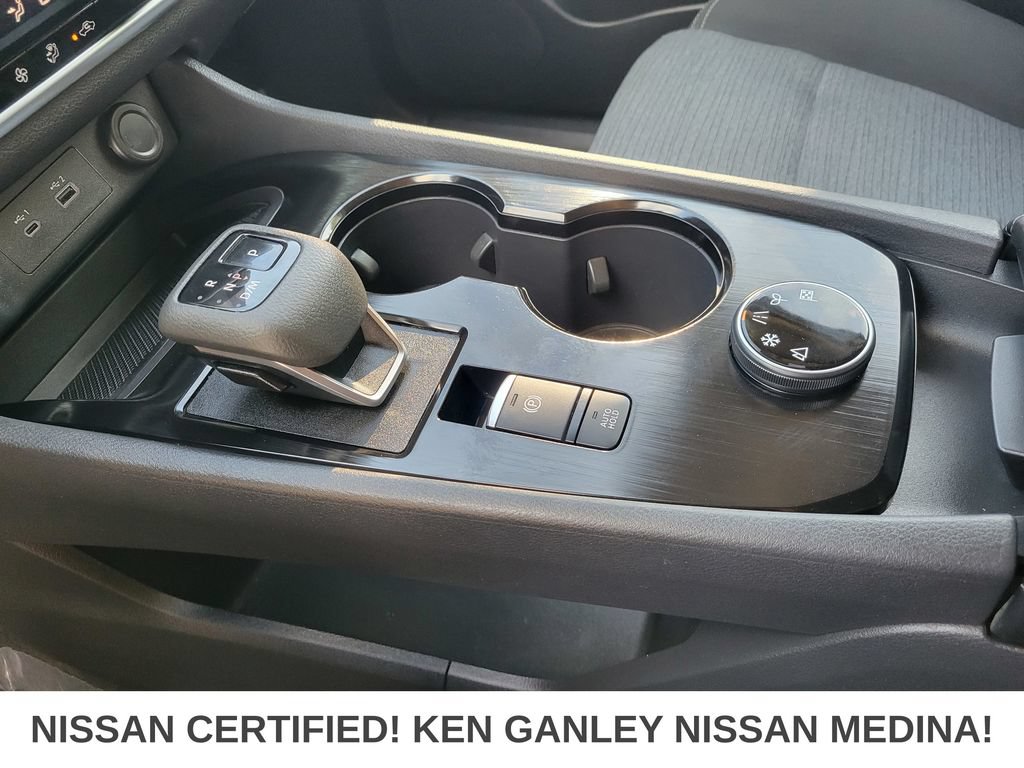 Certified 2023 Nissan Rogue SV AWD/4WD image 27