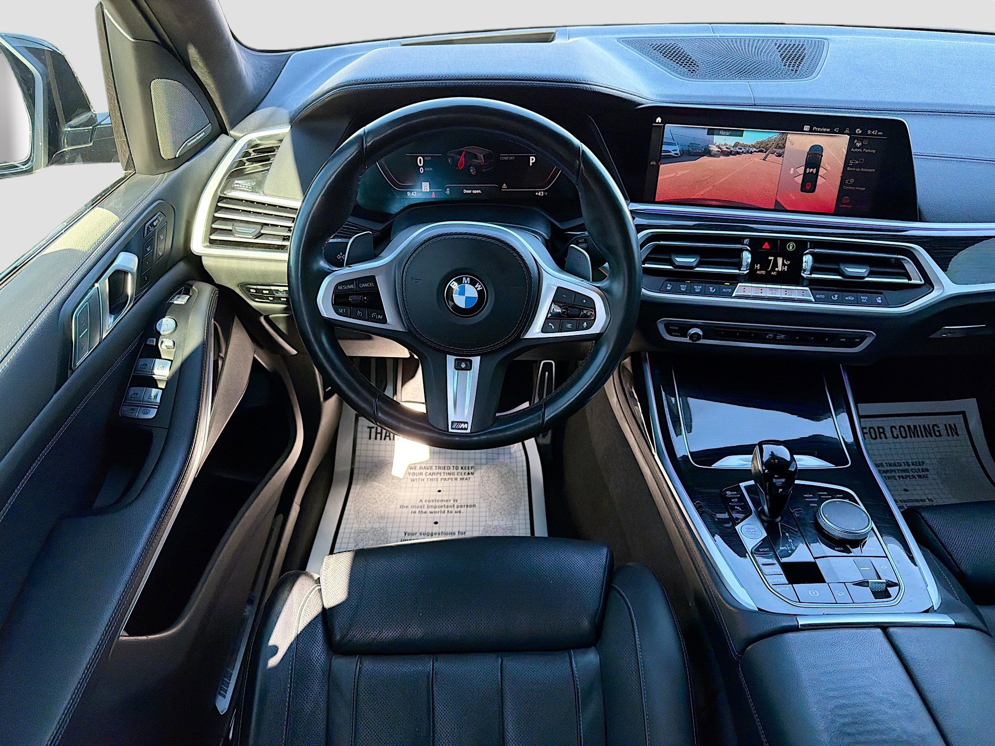 Used 2022 BMW X7 xDrive40i w/ M Sport Package image 18