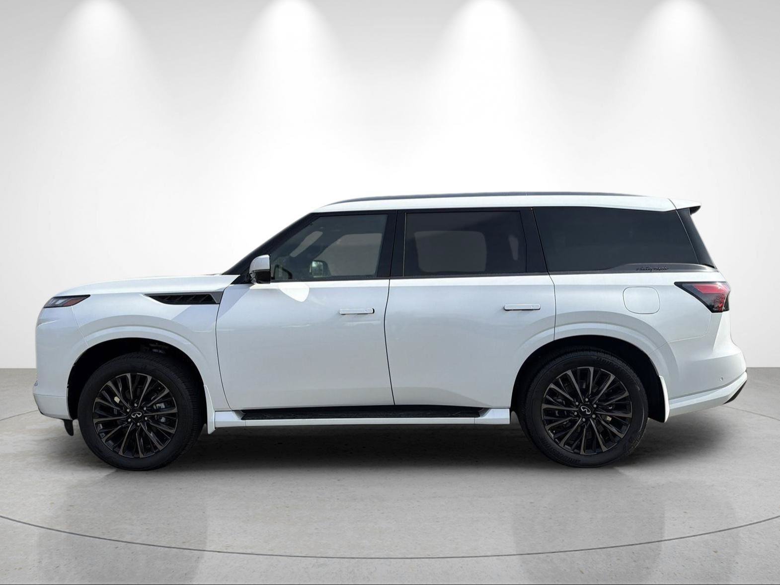 New 2026 INFINITI QX80 Autograph w/ Premium Cargo Package AWD/4WD image 2