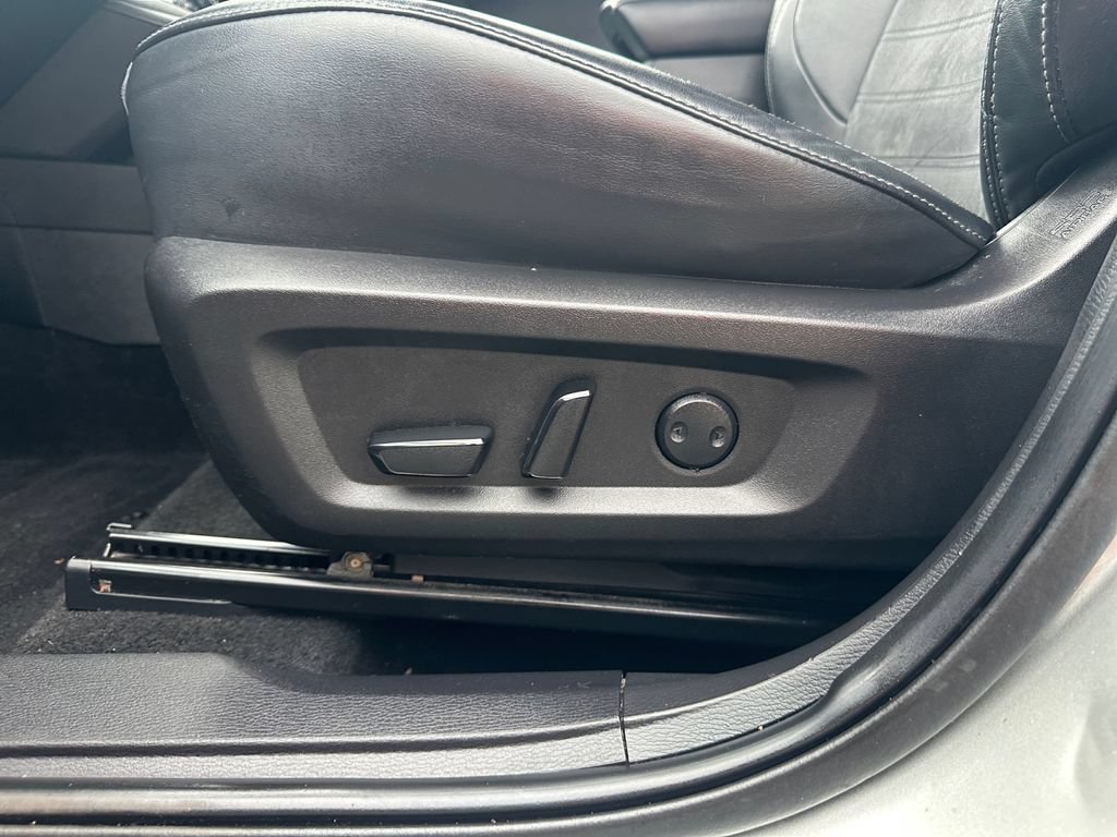 Used 2022 Mitsubishi Outlander SE AWD/4WD image 13