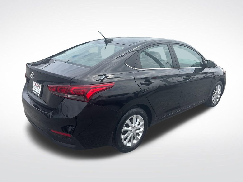 Used 2022 Hyundai Accent SEL FWD image 8