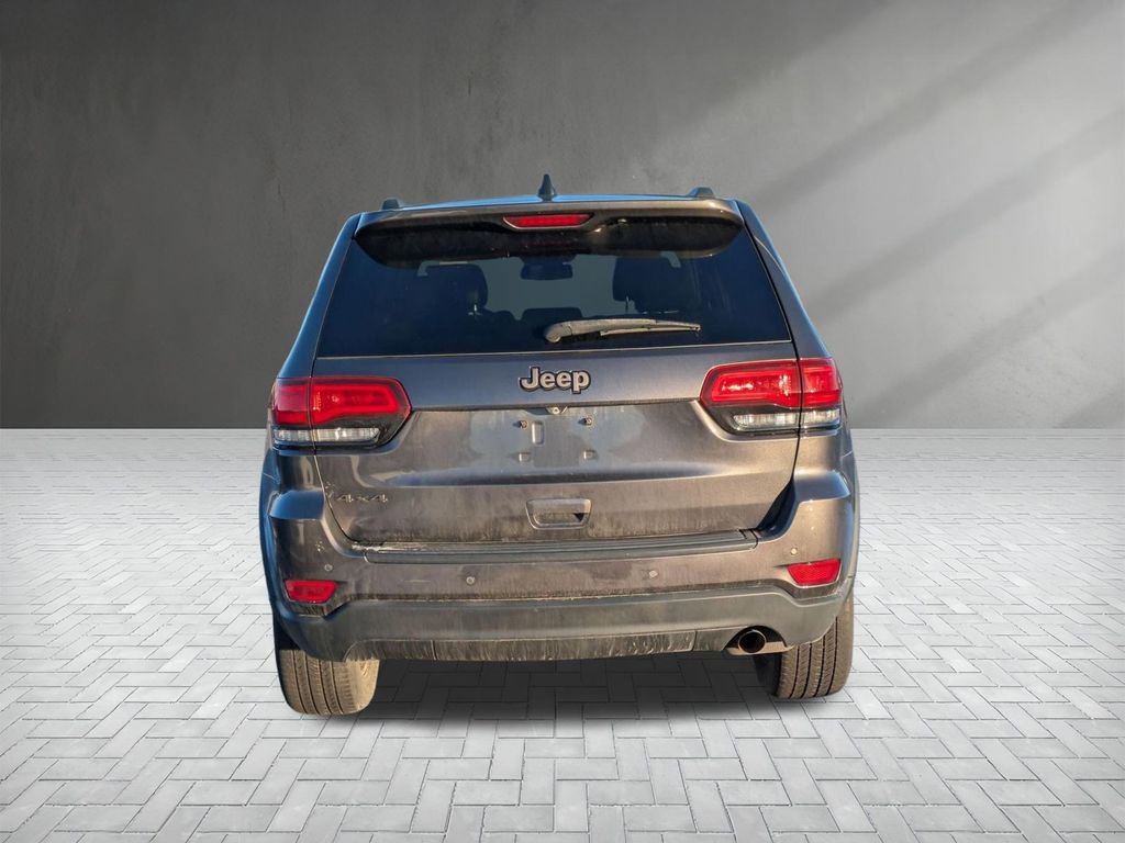 Used 2016 Jeep Grand Cherokee Laredo 75th Anniversary image 6