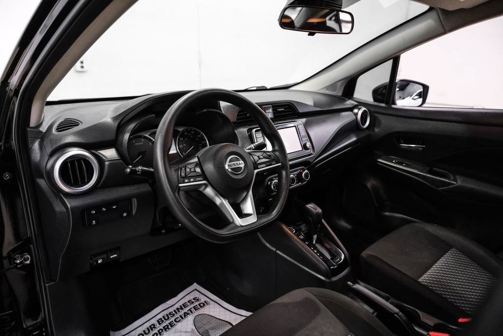 Used 2021 Nissan Versa S image 3