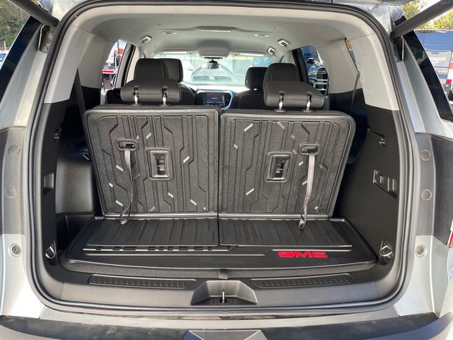 Used 2023 GMC Acadia SLE w/ Driver Convenience Package image 15