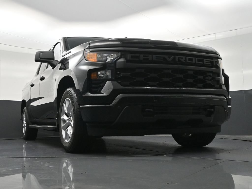 Used 2023 Chevrolet Silverado 1500 Custom RWD image 29