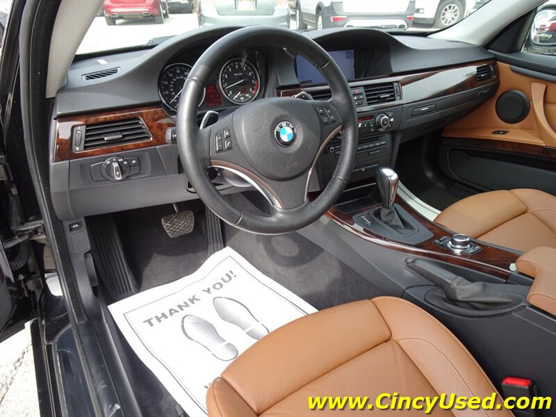 Used 2011 BMW 335i xDrive Coupe AWD/4WD image 10