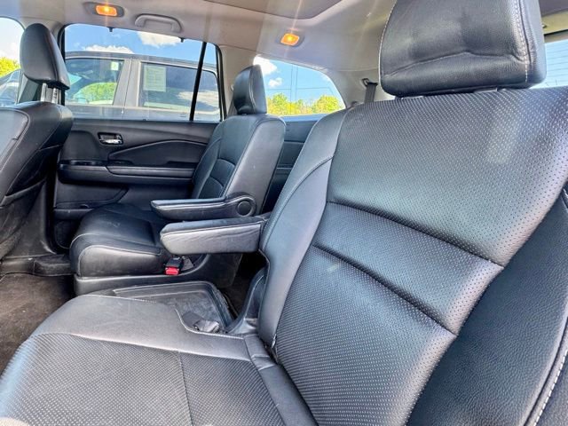 Used 2017 Honda Pilot Elite image 16