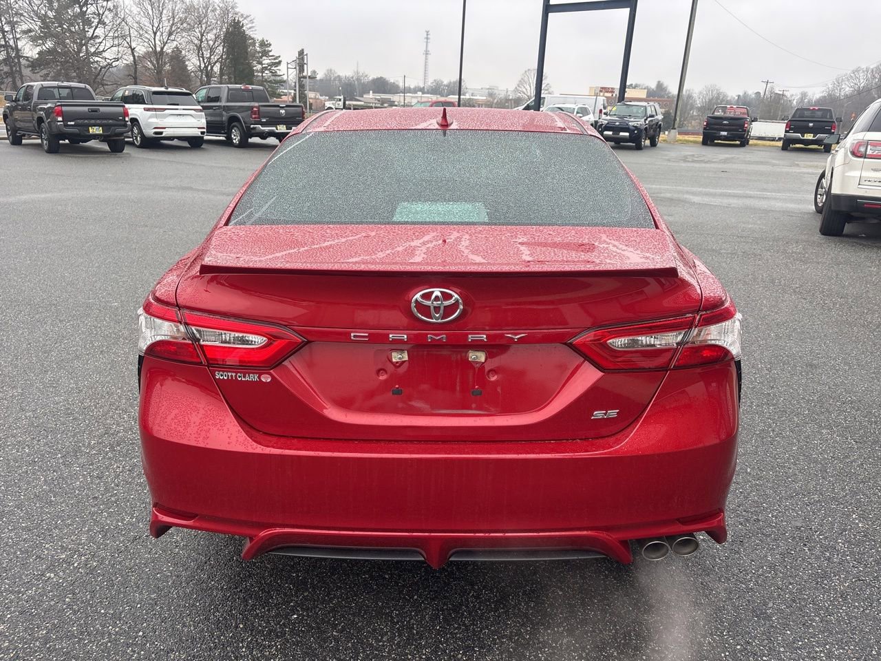 Used 2020 Toyota Camry SE w/ Convenience Package image 7