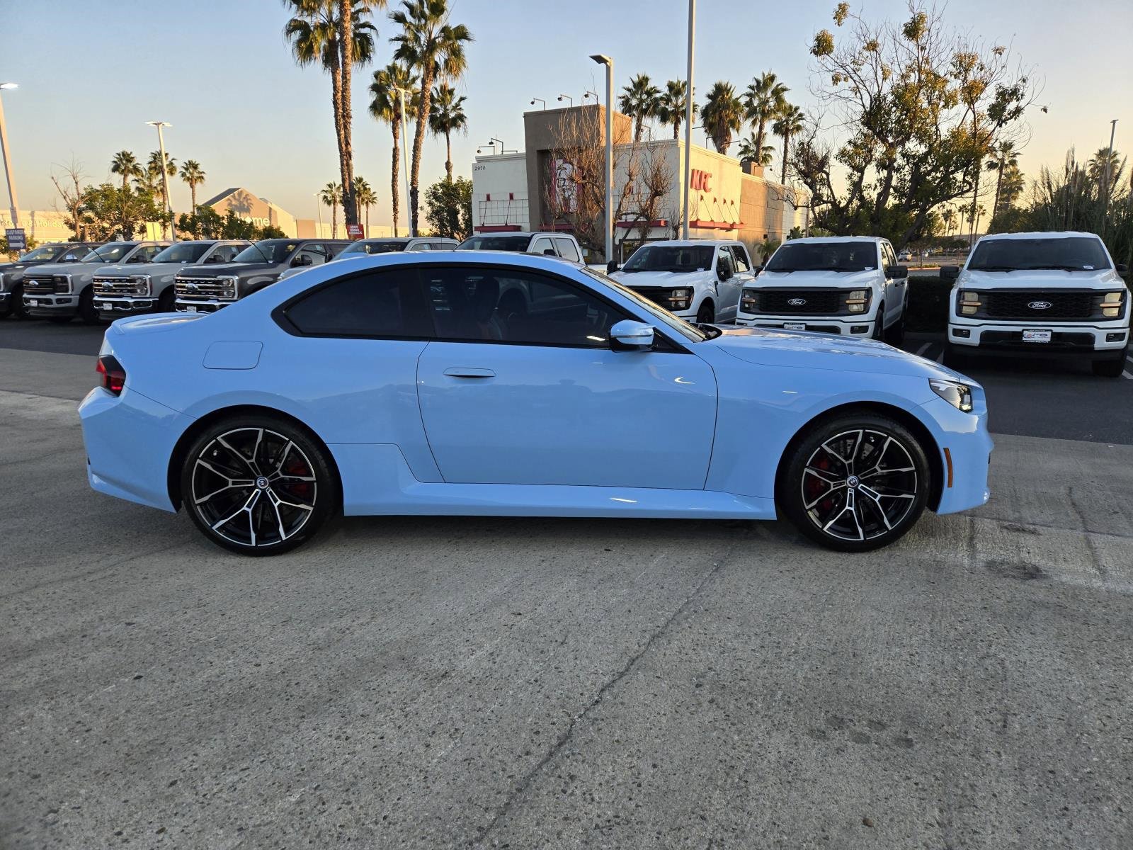 Used 2023 BMW M2 image 2