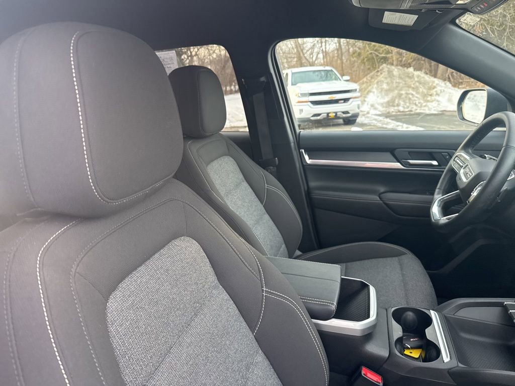 Certified 2025 GMC Terrain Elevation image 45