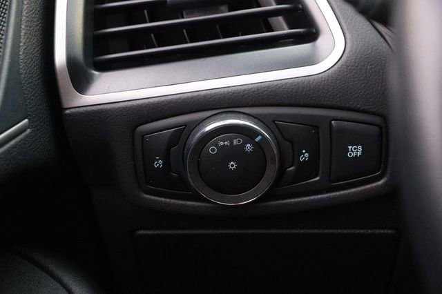 Certified 2024 Ford Edge SEL image 19