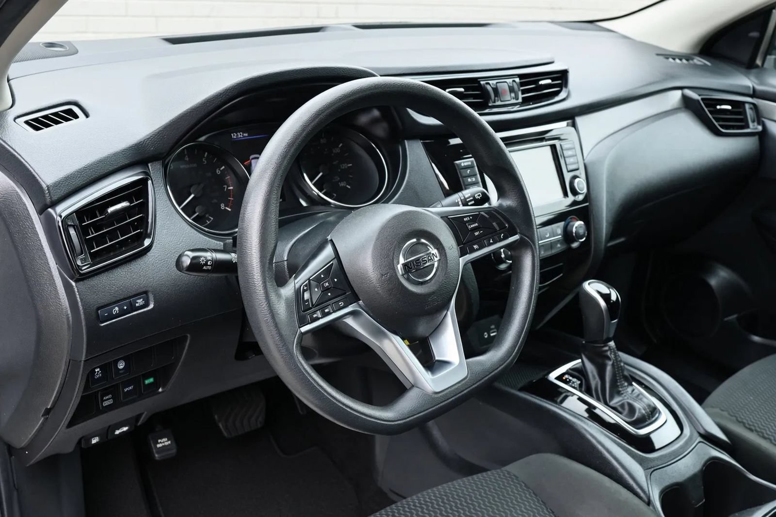 Used 2021 Nissan Rogue Sport S AWD/4WD image 9