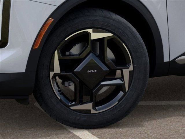 New 2026 Kia Sportage EX image 9