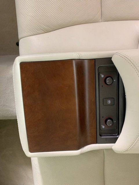 Used 2012 Lexus LS 460 AWD image 38