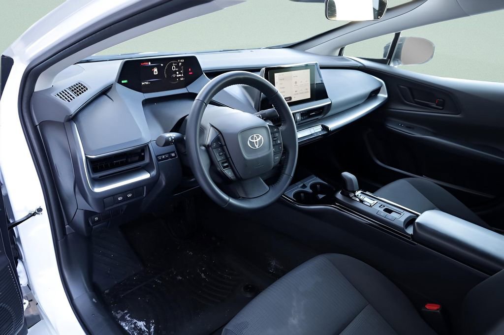 Used 2024 Toyota Prius LE image 26