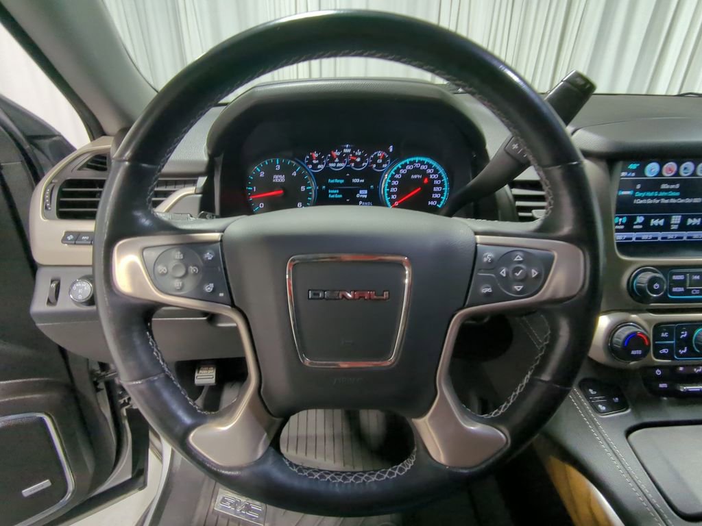 Used 2020 GMC Yukon XL Denali w/ Open Road Package AWD/4WD image 29