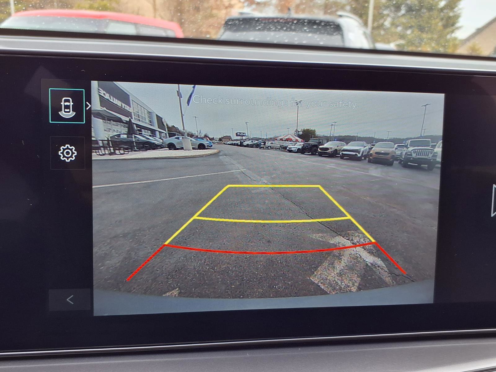 Used 2025 Kia Sorento LX image 19