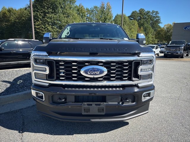 New 2026 Ford F350 4x4 Crew Cab DRW Super Duty image 4