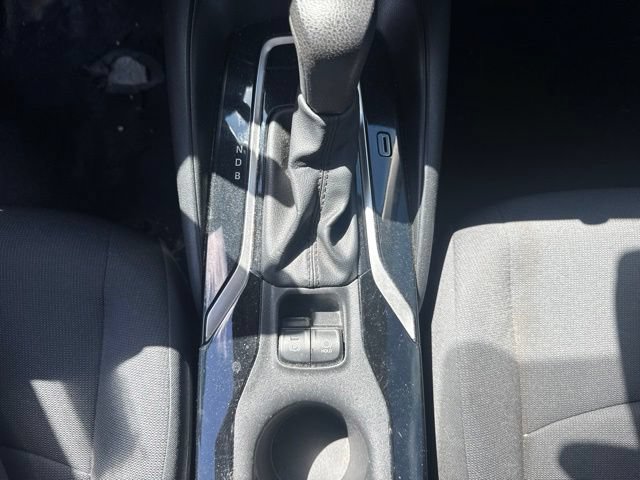 Used 2021 Toyota Corolla LE FWD image 18