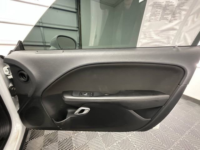 Used 2018 Dodge Challenger SXT w/ Blacktop Package image 14