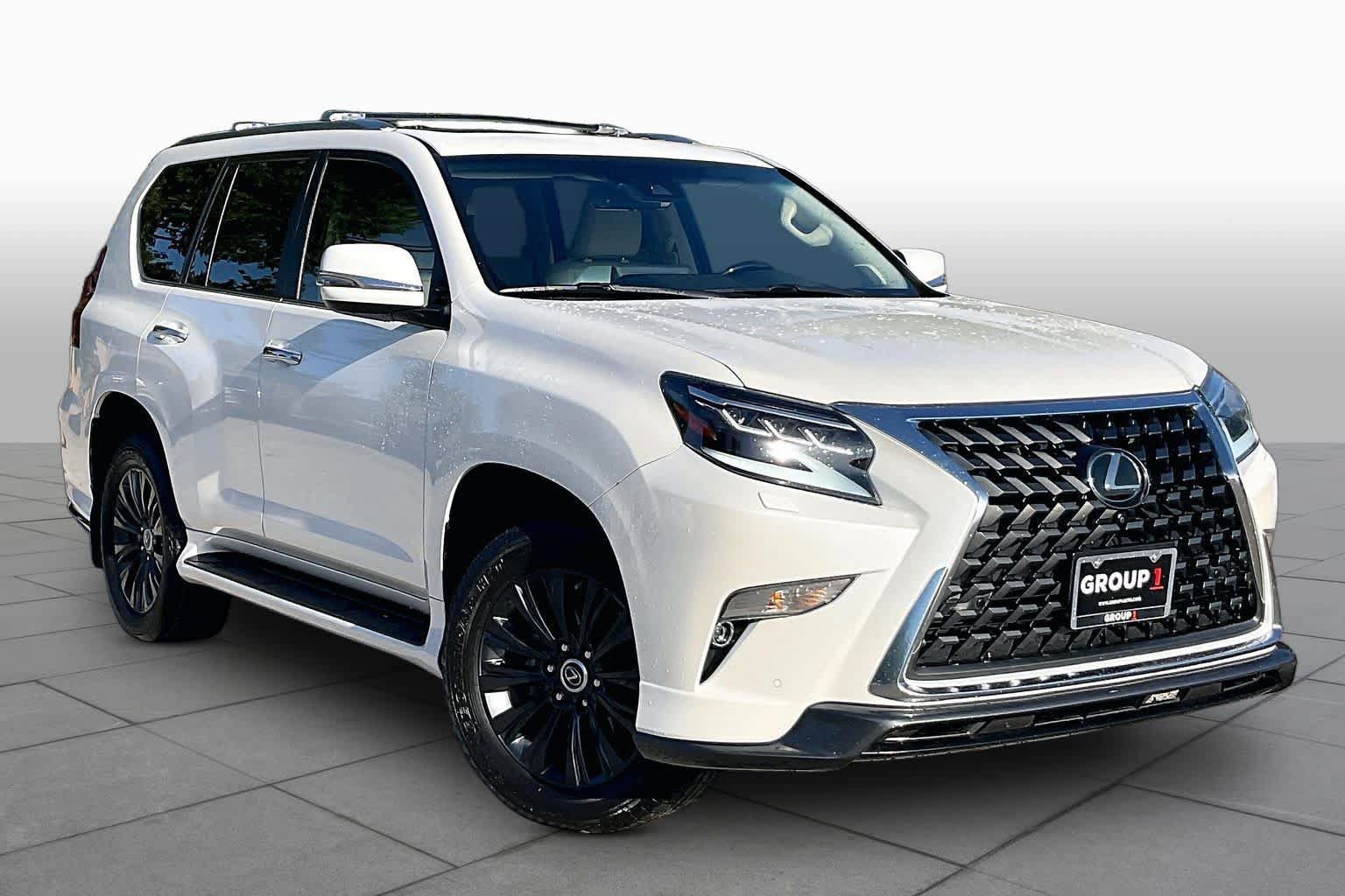 Used 2022 Lexus GX 460 Luxury w/ Sport Design Package AWD/4WD image 3