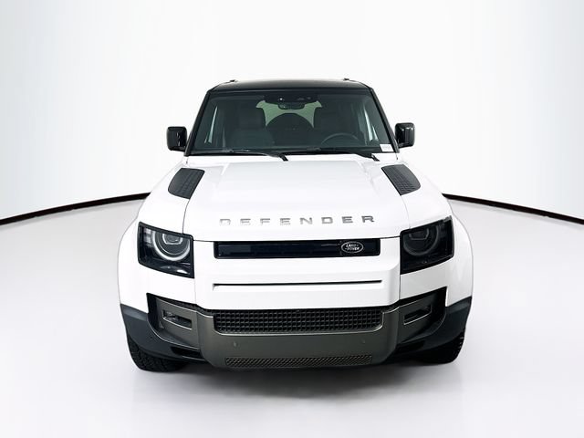Used 2026 Land Rover Defender 110 S AWD/4WD image 2