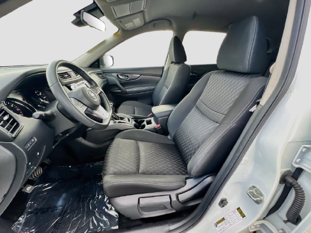 Used 2019 Nissan Rogue S w/ Special Edition Package FWD image 17