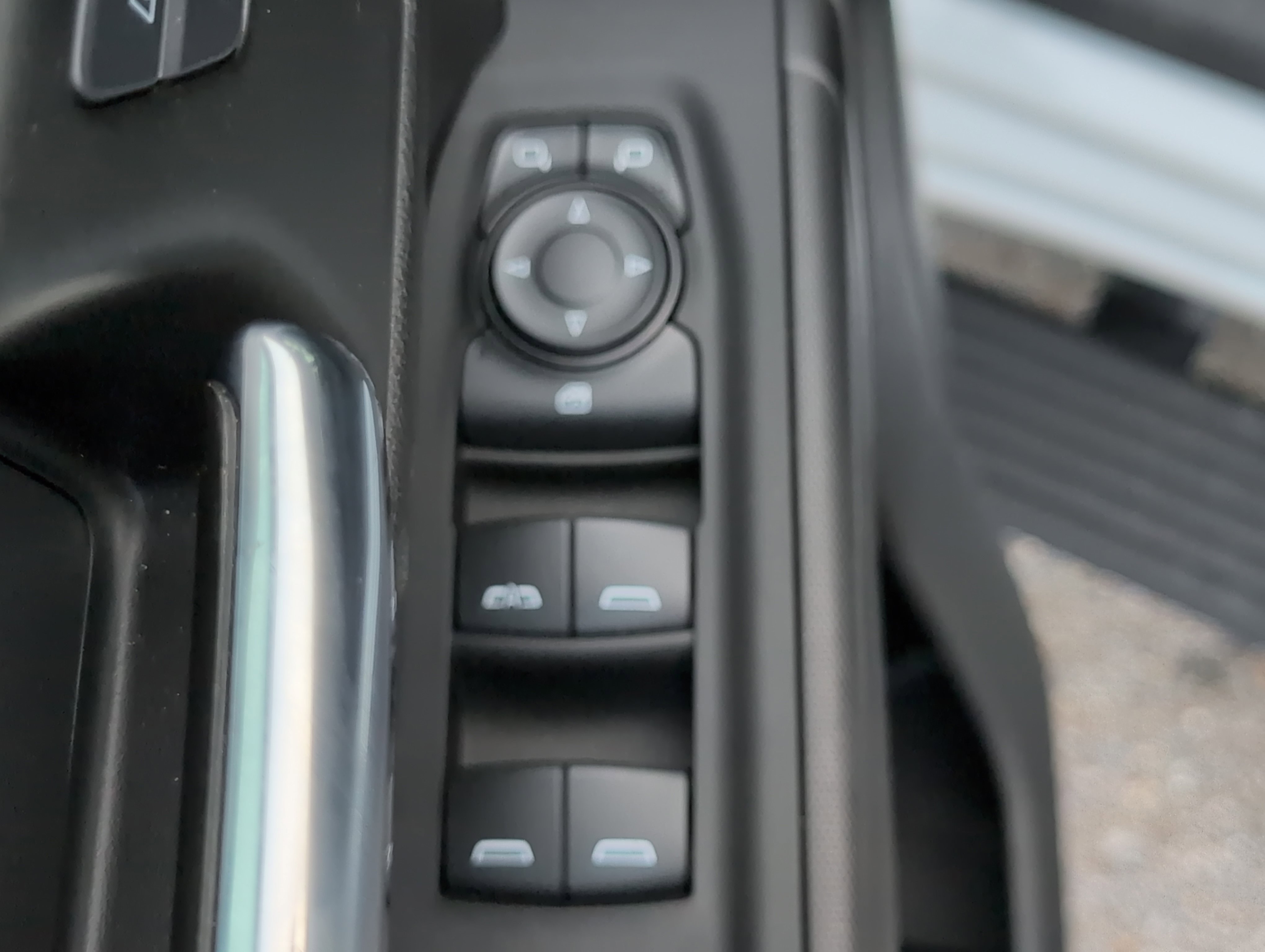 Used 2024 Chevrolet Silverado 1500 Custom image 12