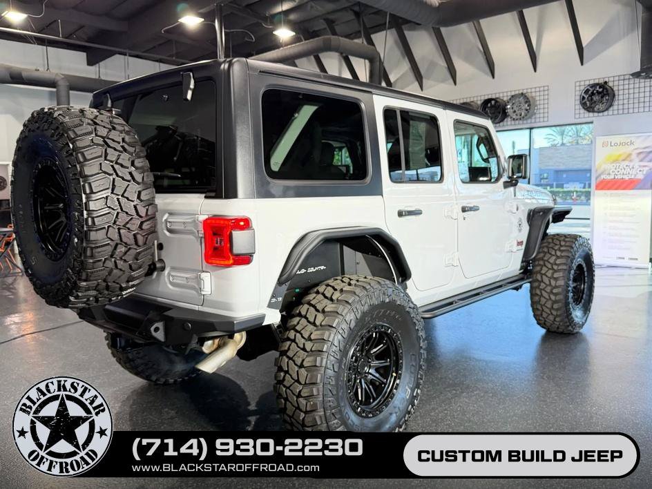 Used 2025 Jeep Wrangler Unlimited Rubicon AWD/4WD image 33