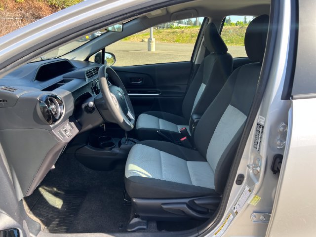 Used 2015 Toyota Prius C Two FWD image 15