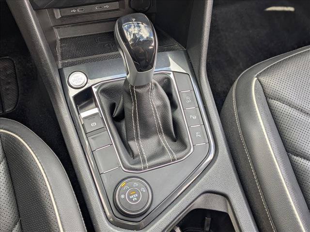 Used 2023 Volkswagen Tiguan SEL R-Line AWD/4WD image 12
