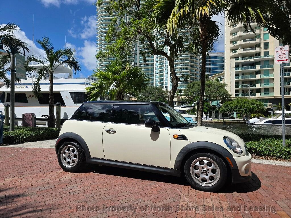 Used 2012 MINI Cooper Hardtop image 6