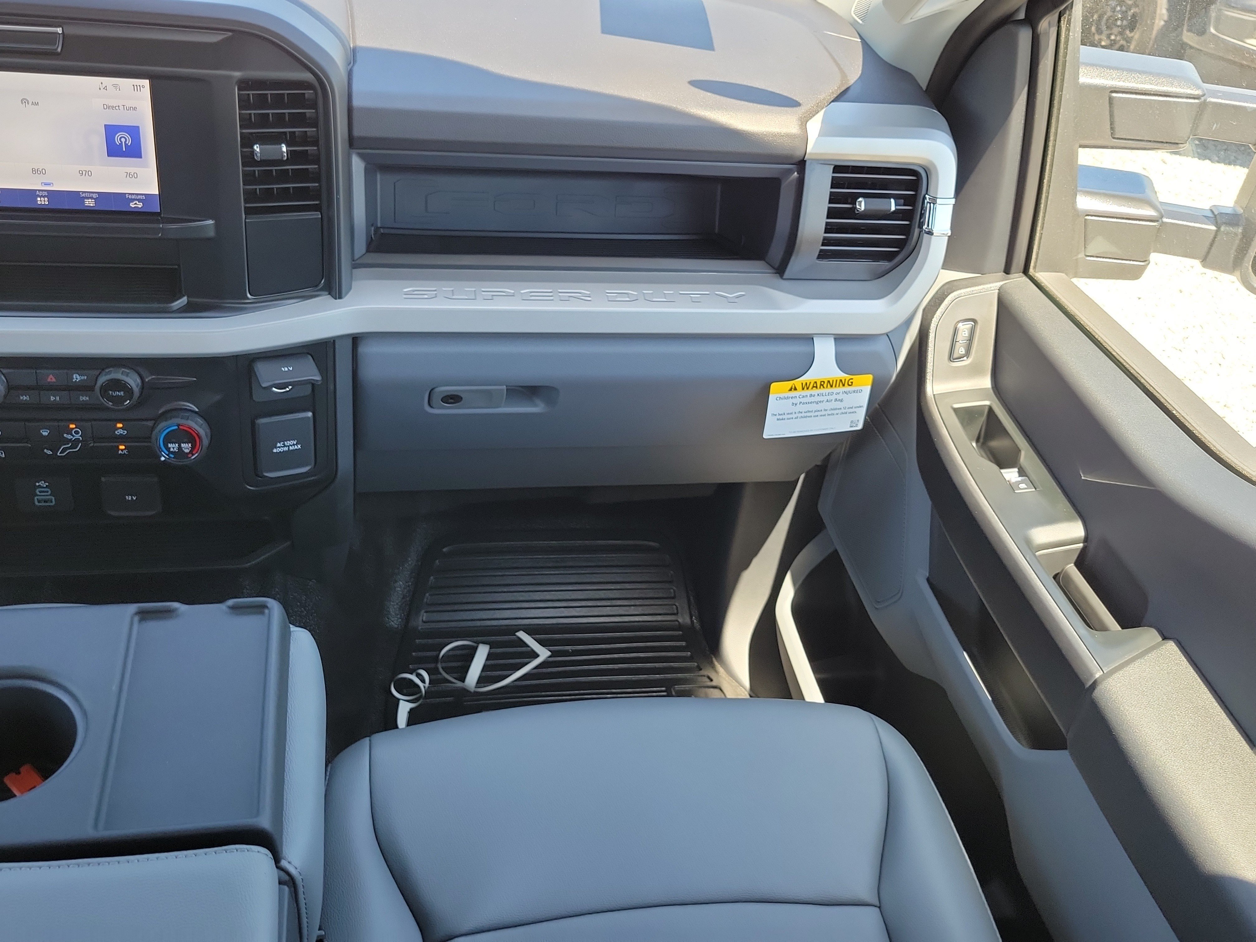 New 2026 Ford F250 XL w/ XL Off-Road Package AWD/4WD image 13