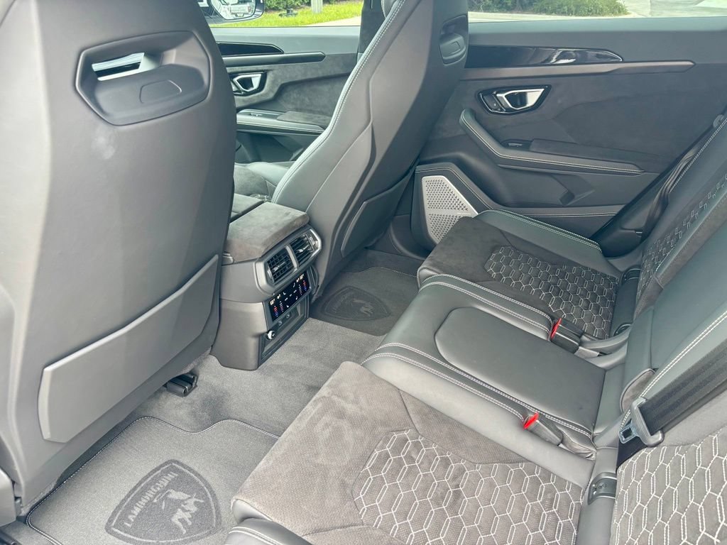 Used 2024 Lamborghini Urus S AWD/4WD image 21